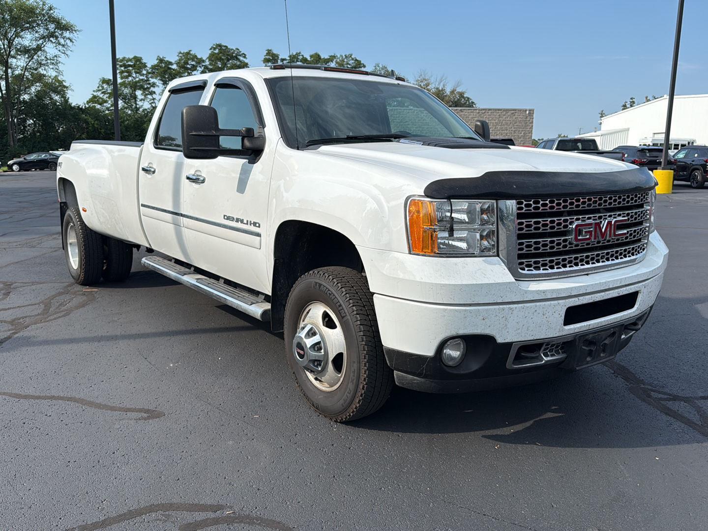 Used 2014 SUMMIT WHITE GMC Denali image 7