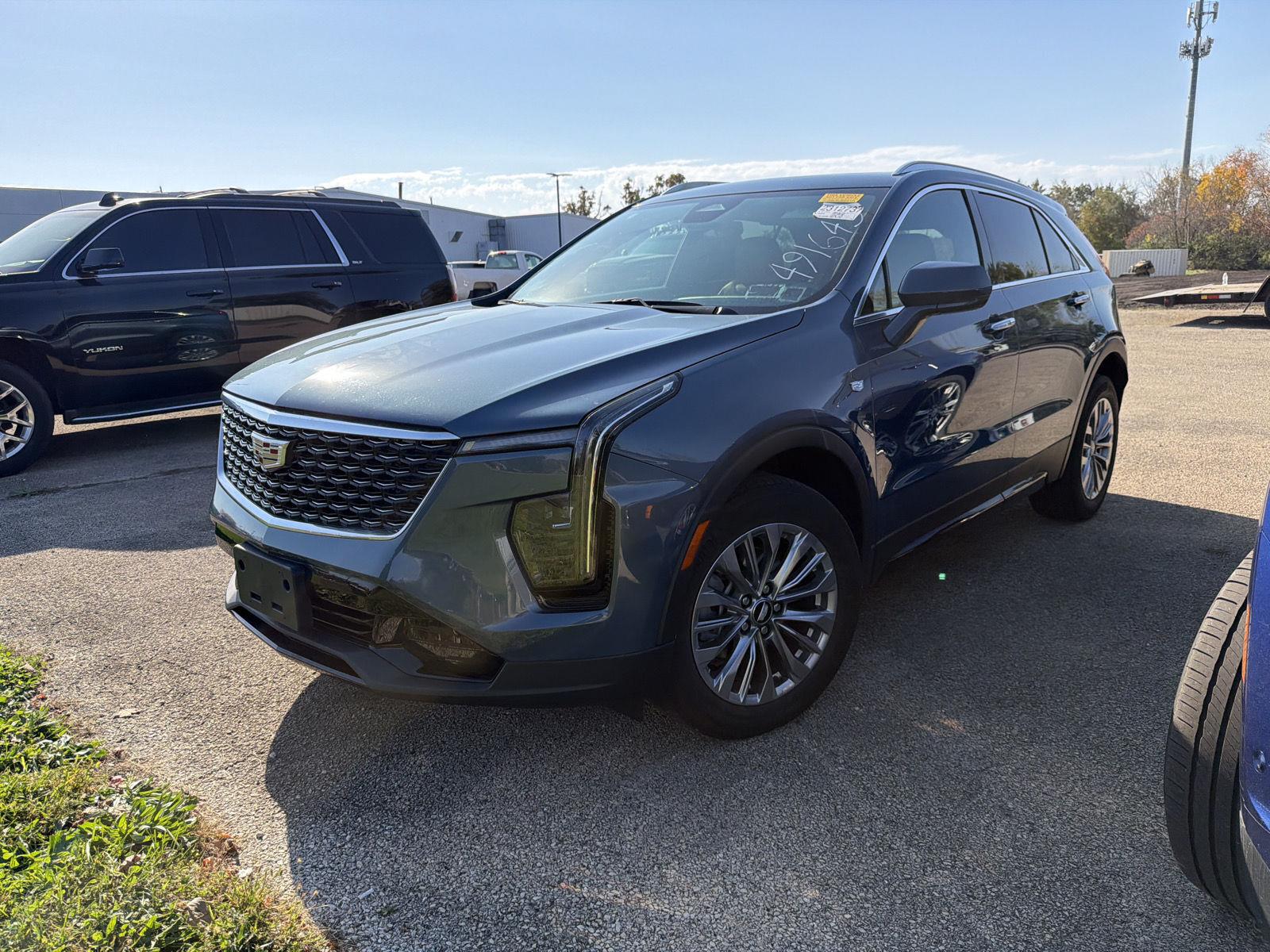 2024 Cadillac XT4 Premium Luxury AWD