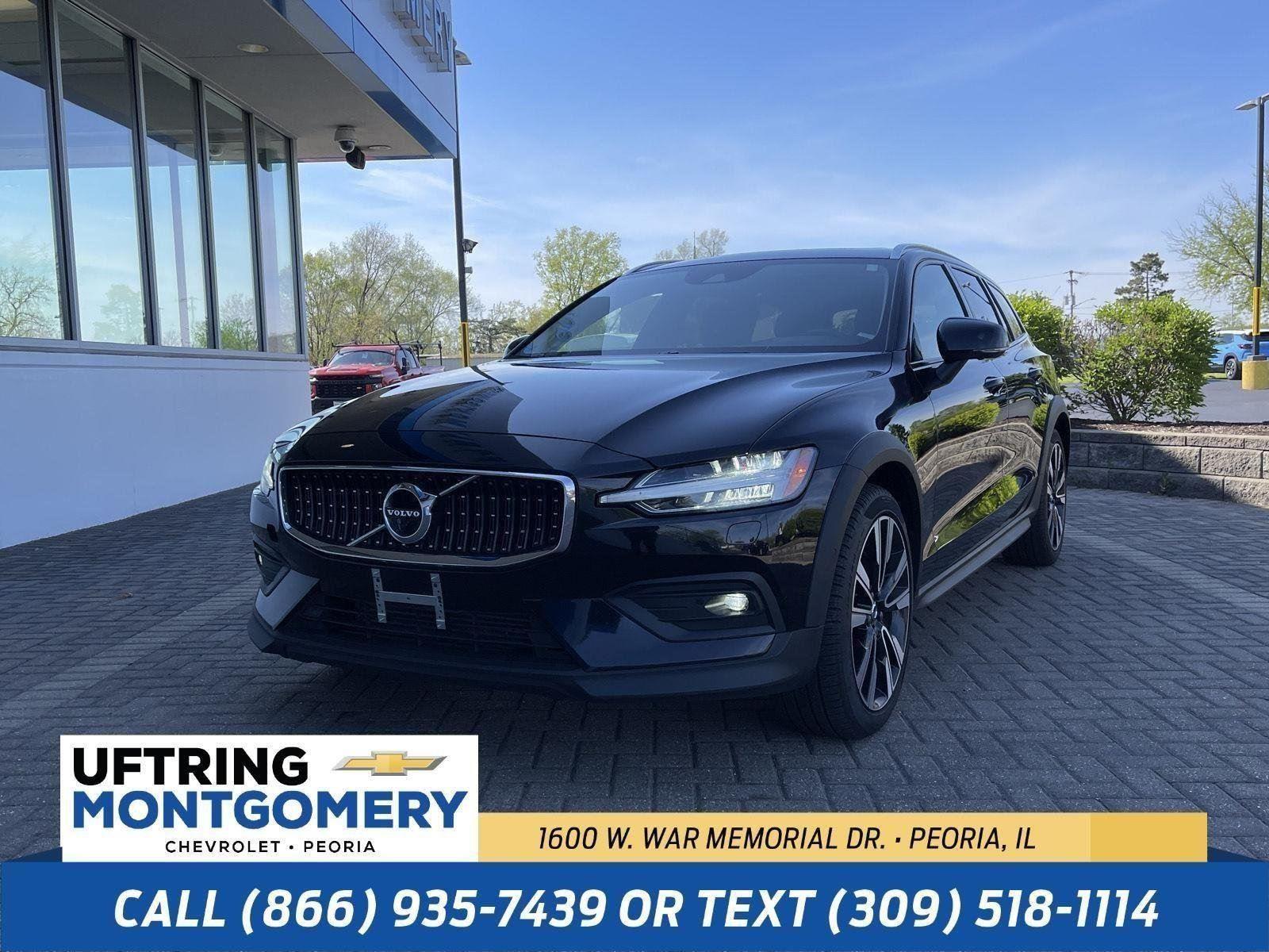 Onyx Black Metallic 2022 Volvo V60 Cross Country T5 AWD Wagon All-Wheel Drive Automatic