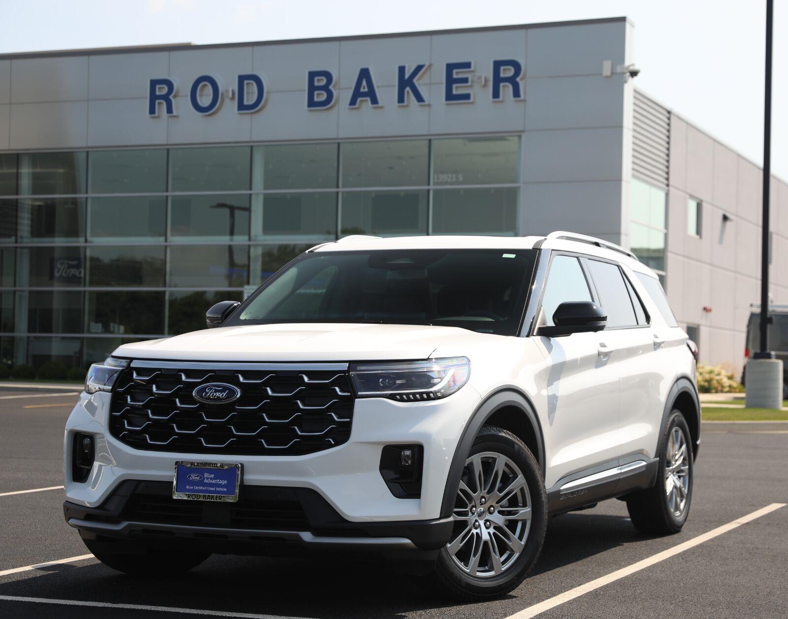 Star White Metallic Tri-Coat 2025 Ford Explorer SUV / Crossover All-Wheel Drive Automatic
