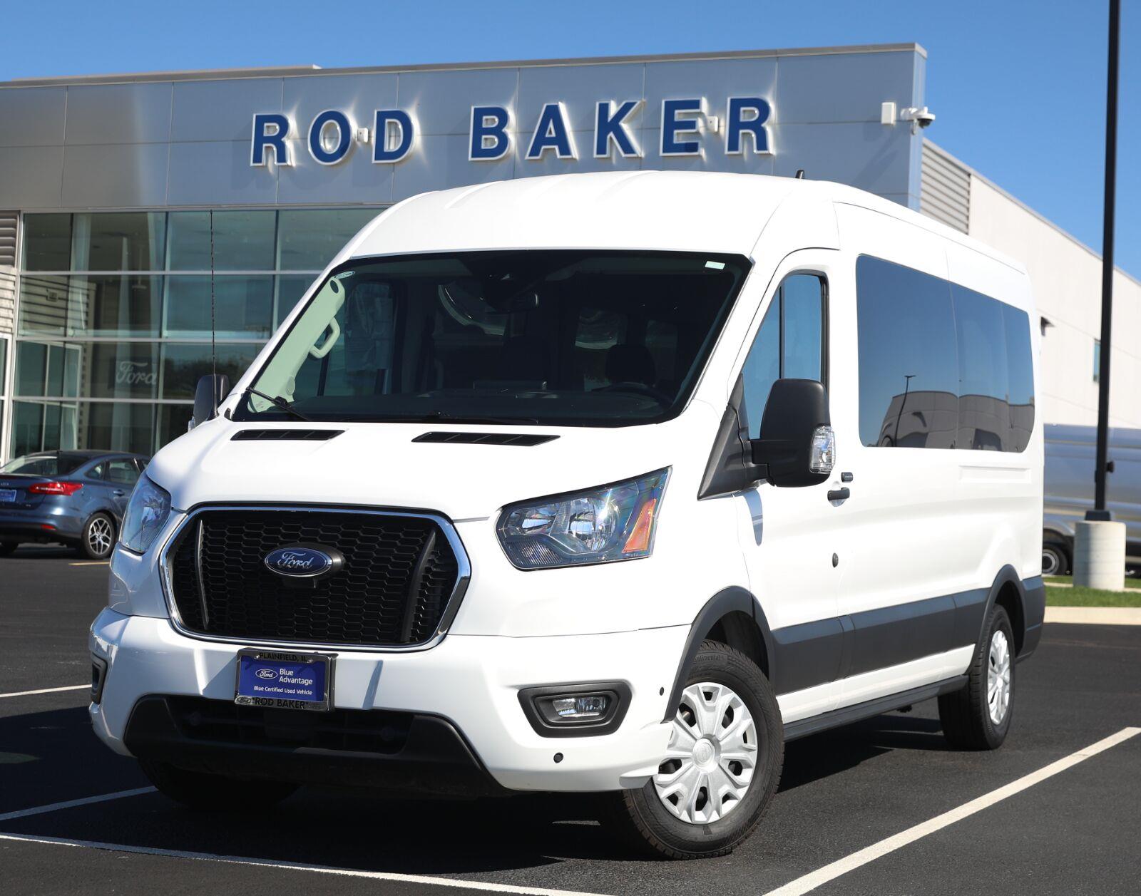 Oxford White 2025 Ford Transit Passenger Van Rear-Wheel Drive