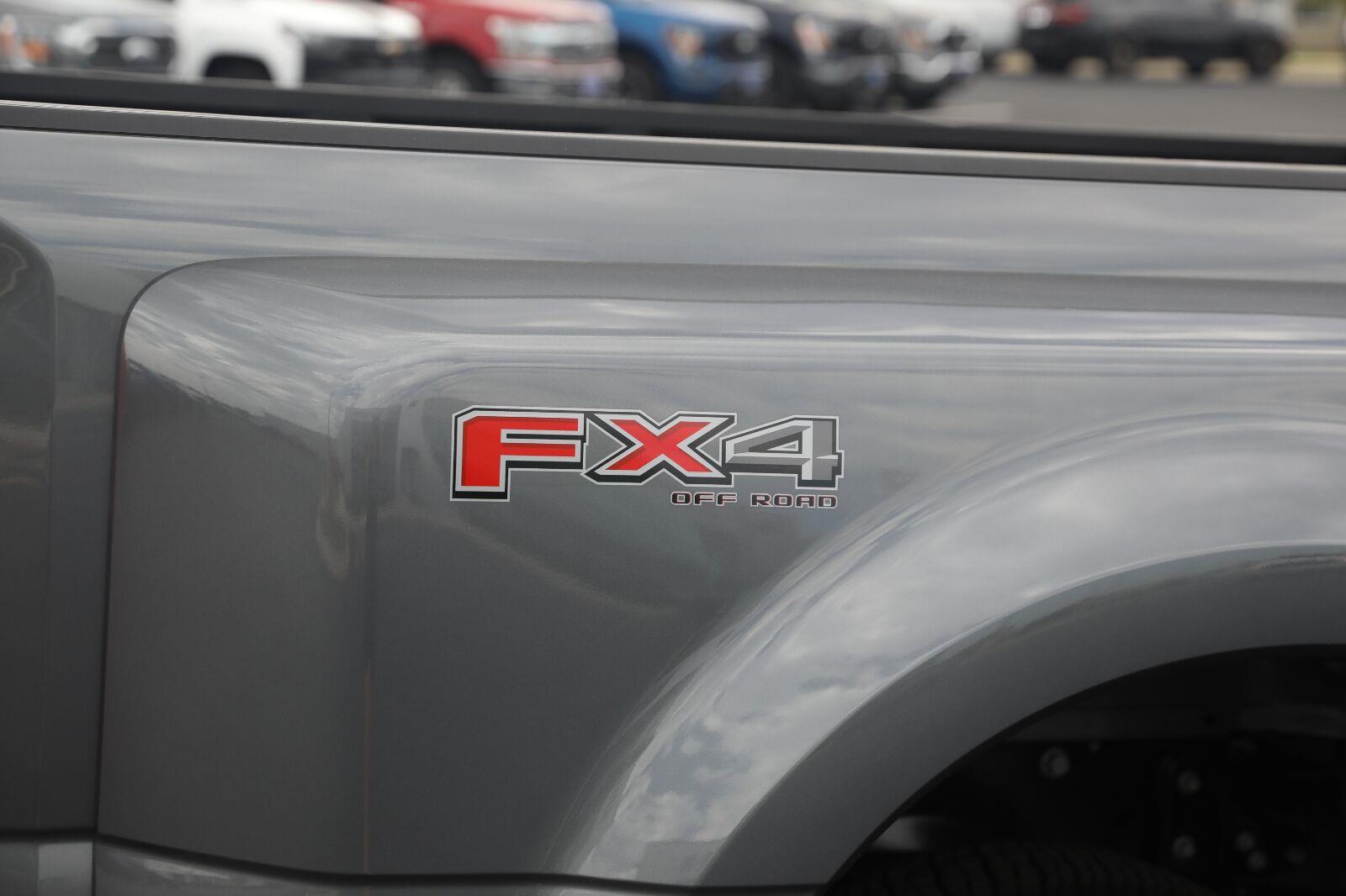 2027 Carbonized Gray Metallic Ford Super Duty F-350 DRW XL 4X4 Truck