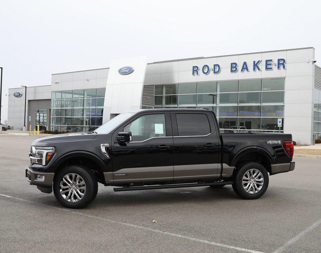 Agate Black/Marsh Gray 2026 Ford F-150 King Ranch SuperCrew 4WD Pickup Truck Four-Wheel Drive Automatic