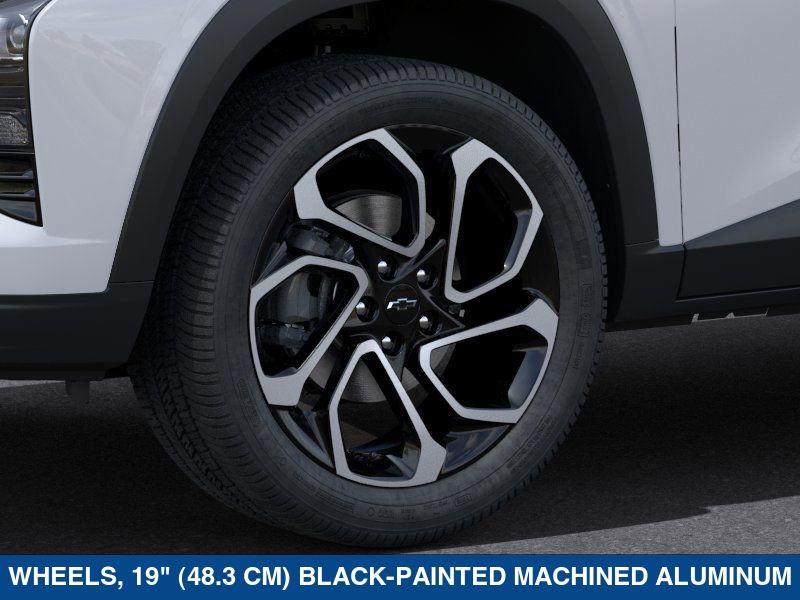 2025 Chevrolet Trax LT photo 19