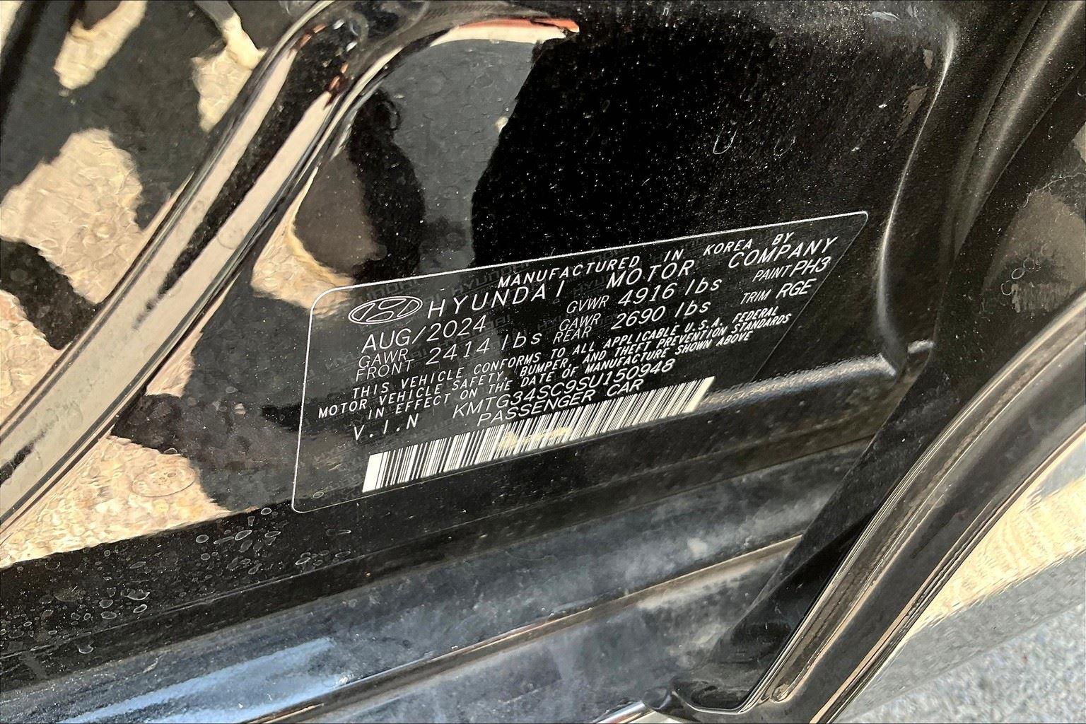 2025 Genesis G70 2.5T photo 31