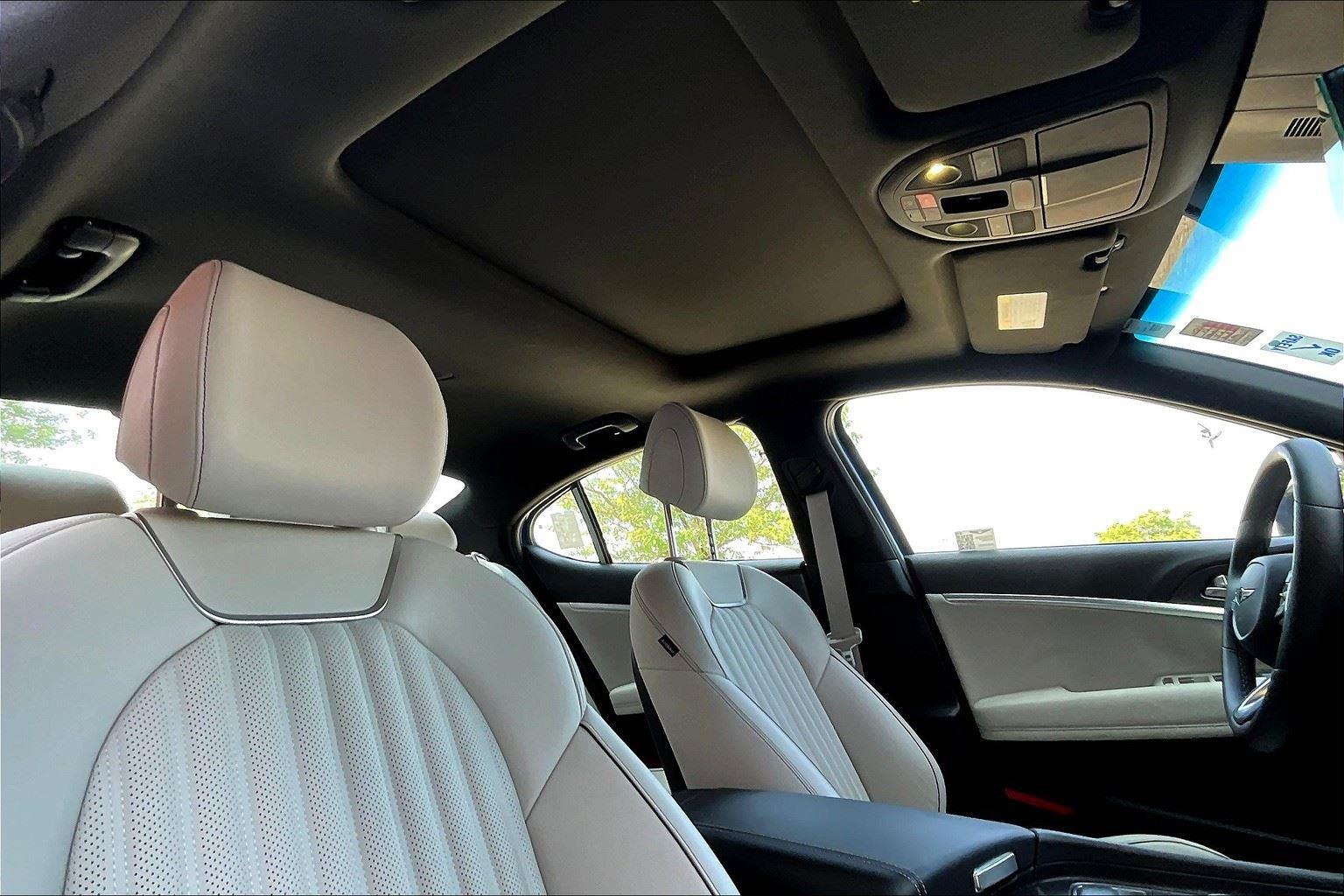 2024 Genesis G70 3.3T Sport Advanced photo 22