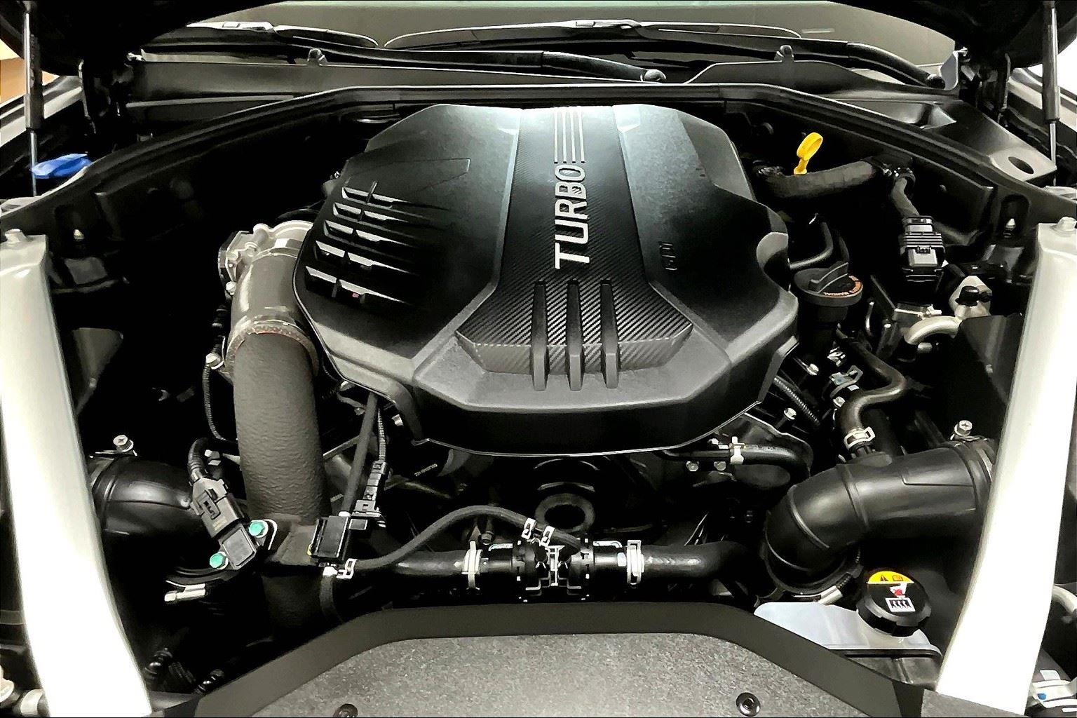 2025 Genesis G70 2.5T photo 41