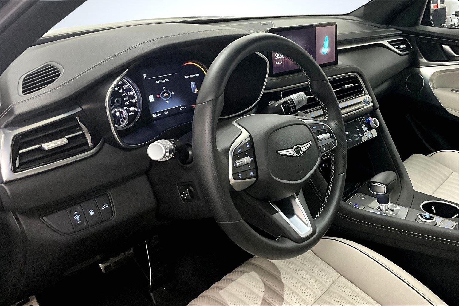 2025 Genesis G70 2.5T photo 45