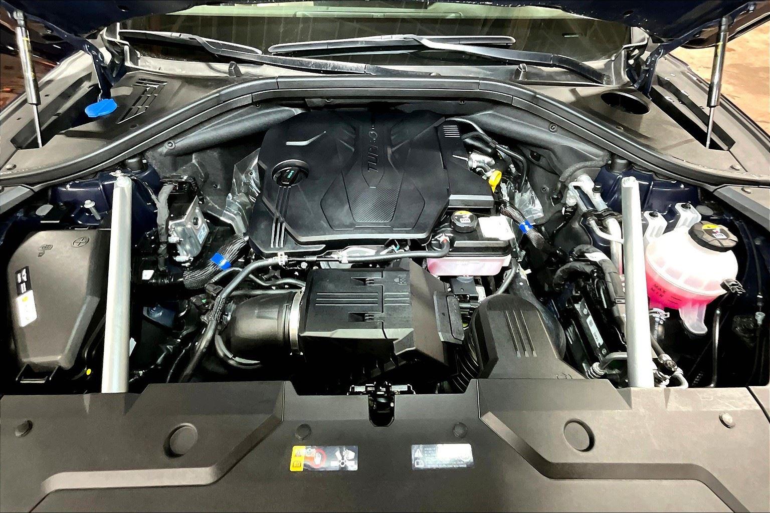 2025 Genesis GV70 2.5T photo 9