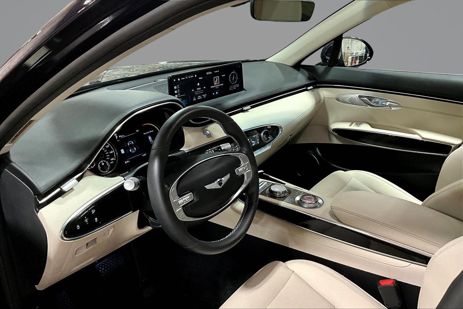 2025 Genesis GV70 2.5T photo 12