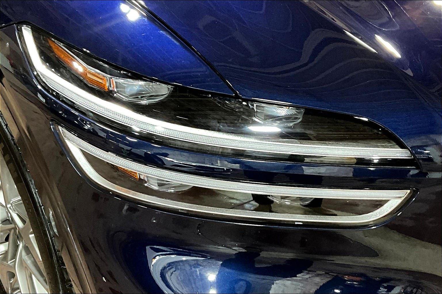 2025 Genesis GV70 2.5T photo 27