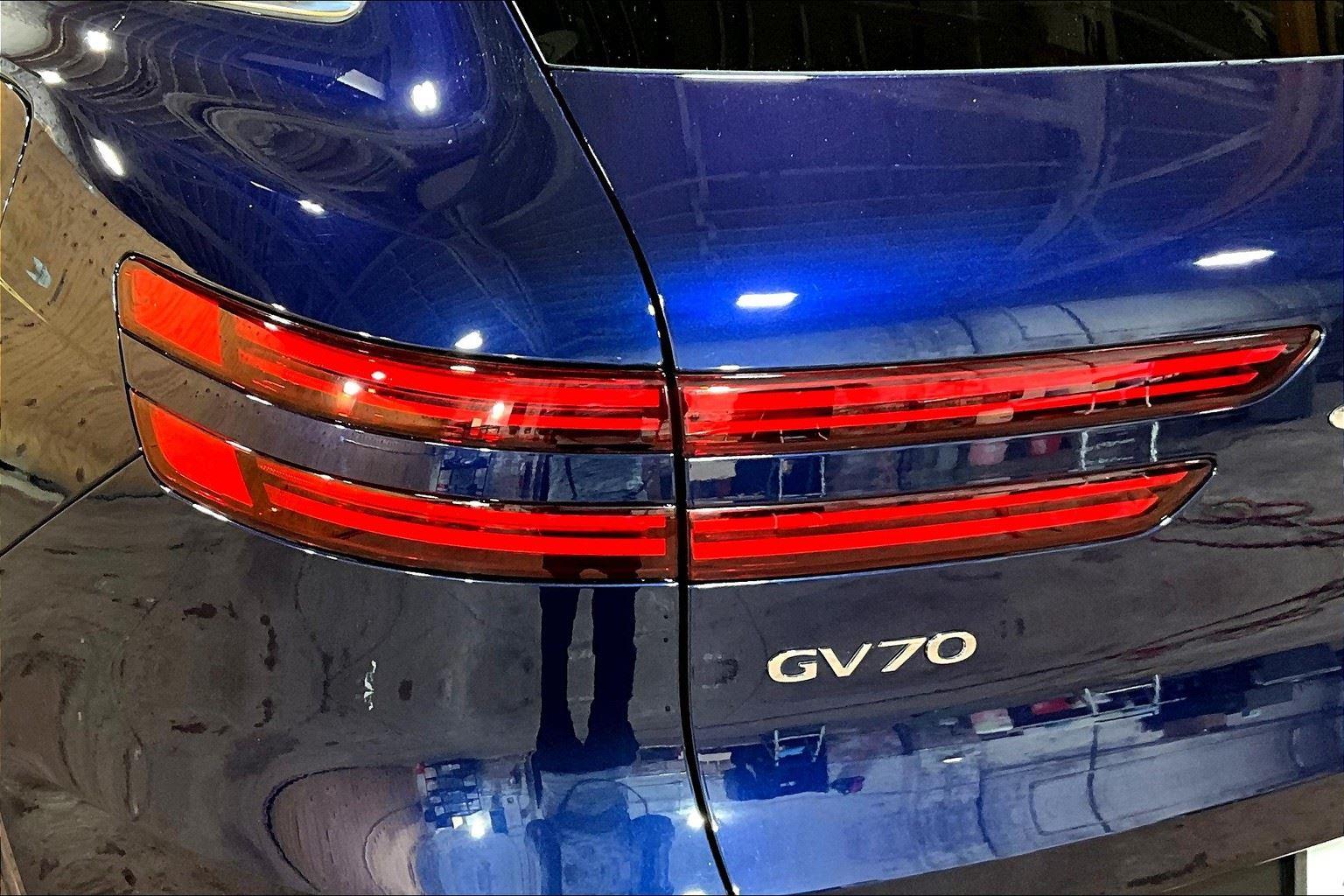 2025 Genesis GV70 2.5T photo 28