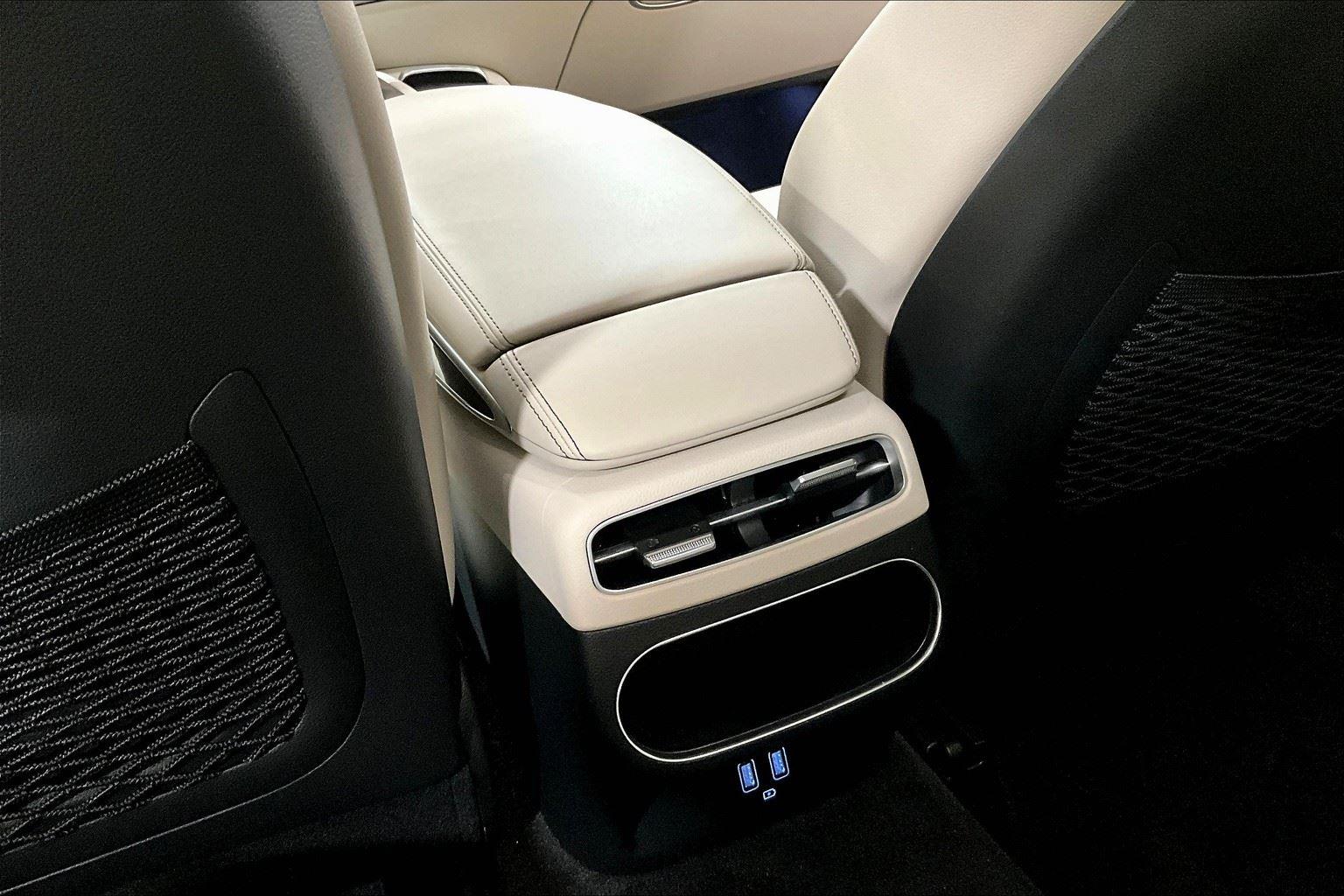 2025 Genesis GV70 2.5T photo 30