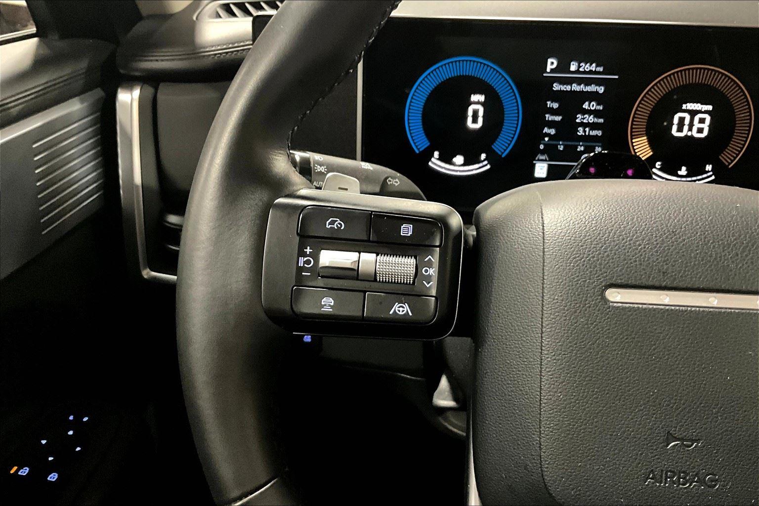 2025 Hyundai Santa Fe SEL photo 16
