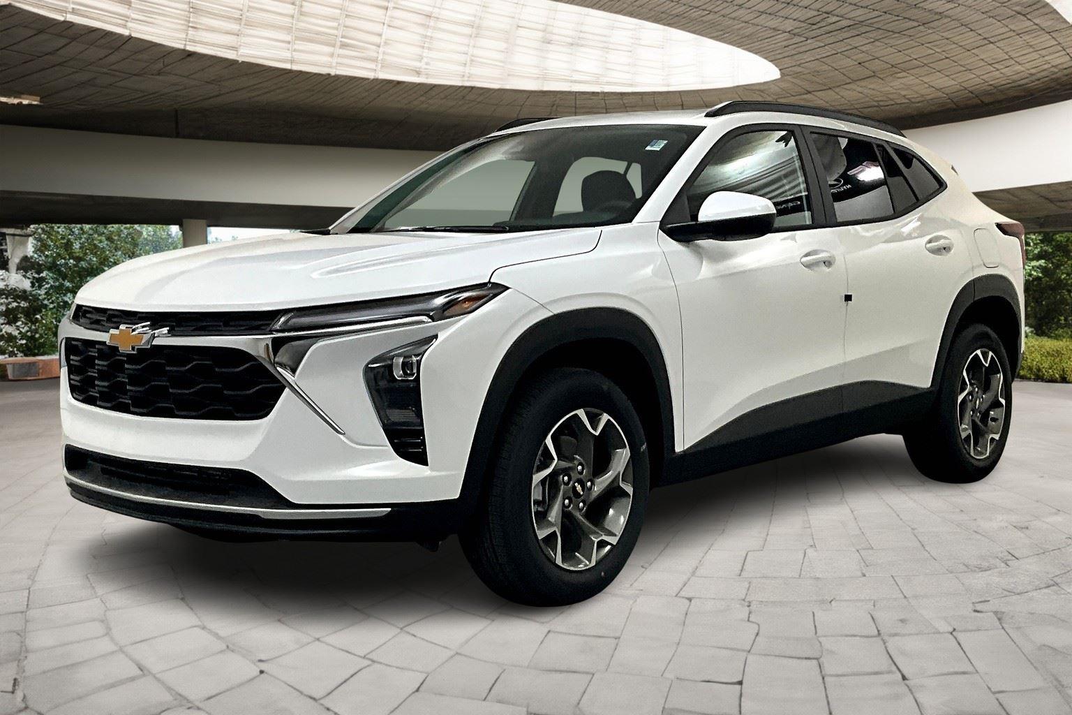 2025 Chevrolet Trax LT photo 28