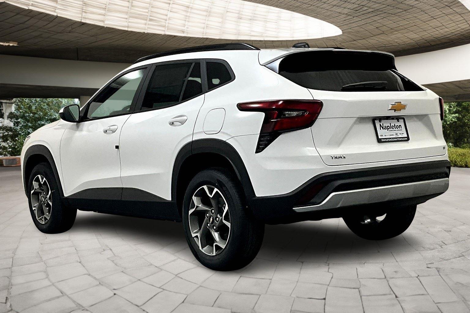 2025 Chevrolet Trax LT photo 30