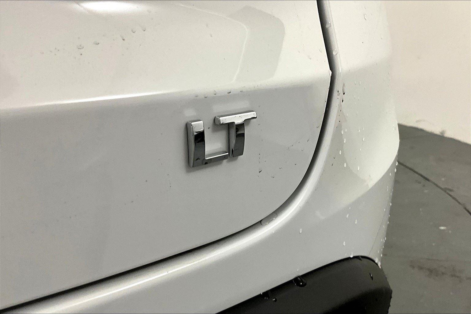 2025 Chevrolet Trax LT photo 39