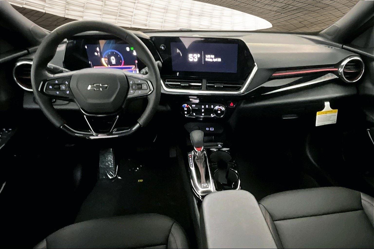 2025 Chevrolet Trax photo 5