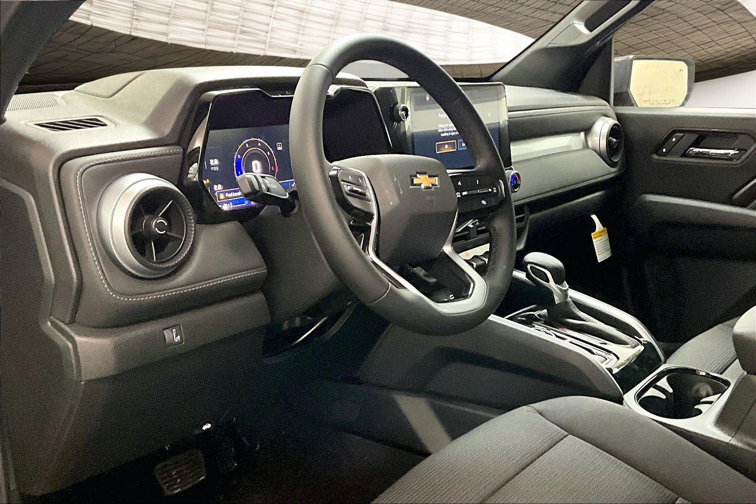 2025 Chevrolet Silverado EV RST photo 54