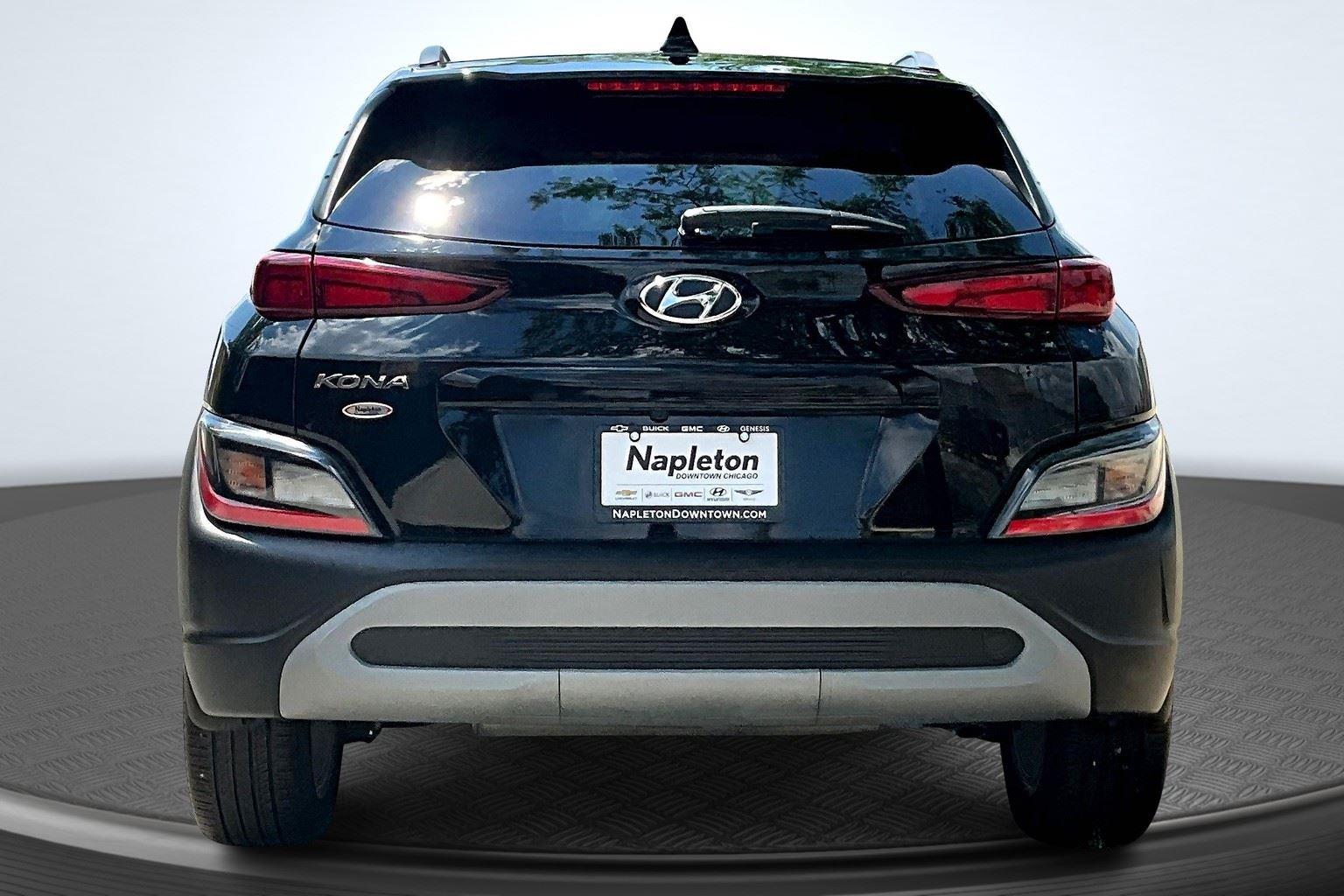 2022 Hyundai Kona SEL photo 4