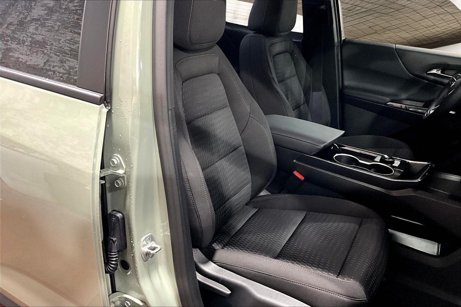2025 Genesis GV70 2.5T photo 40