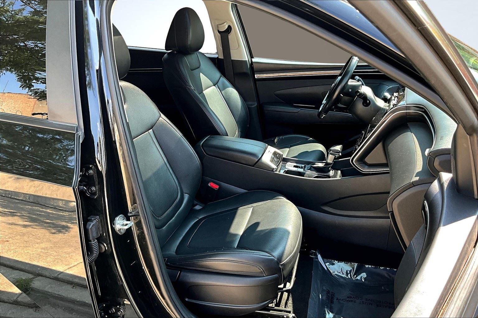 2022 Toyota RAV4 Hybrid XSE photo 55