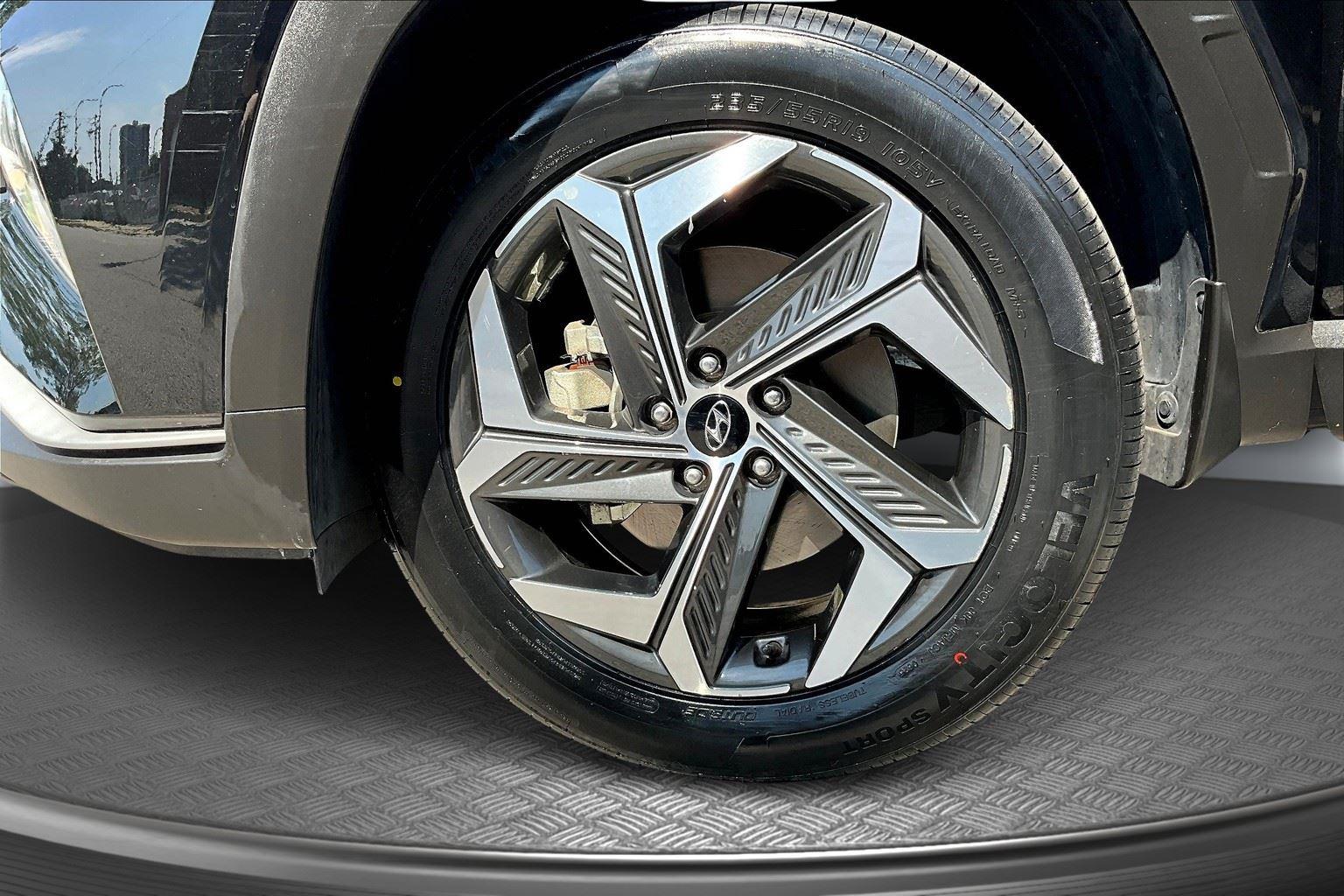2022 Toyota RAV4 Hybrid XSE photo 56