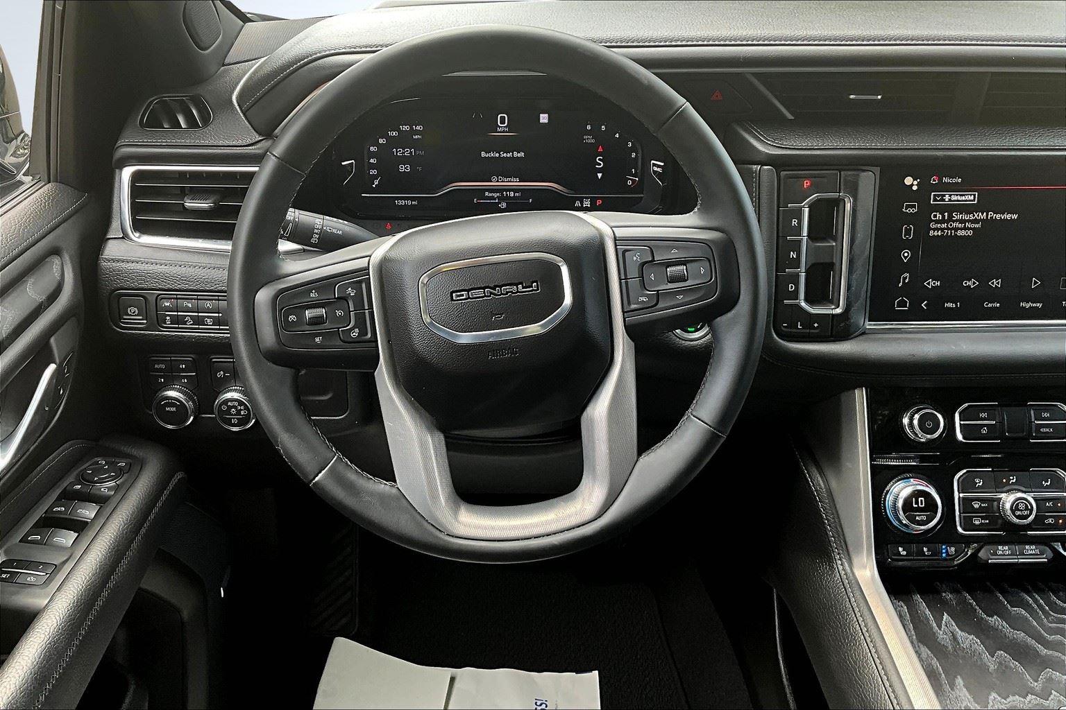 2022 Gmc Yukon XL SLT photo 34