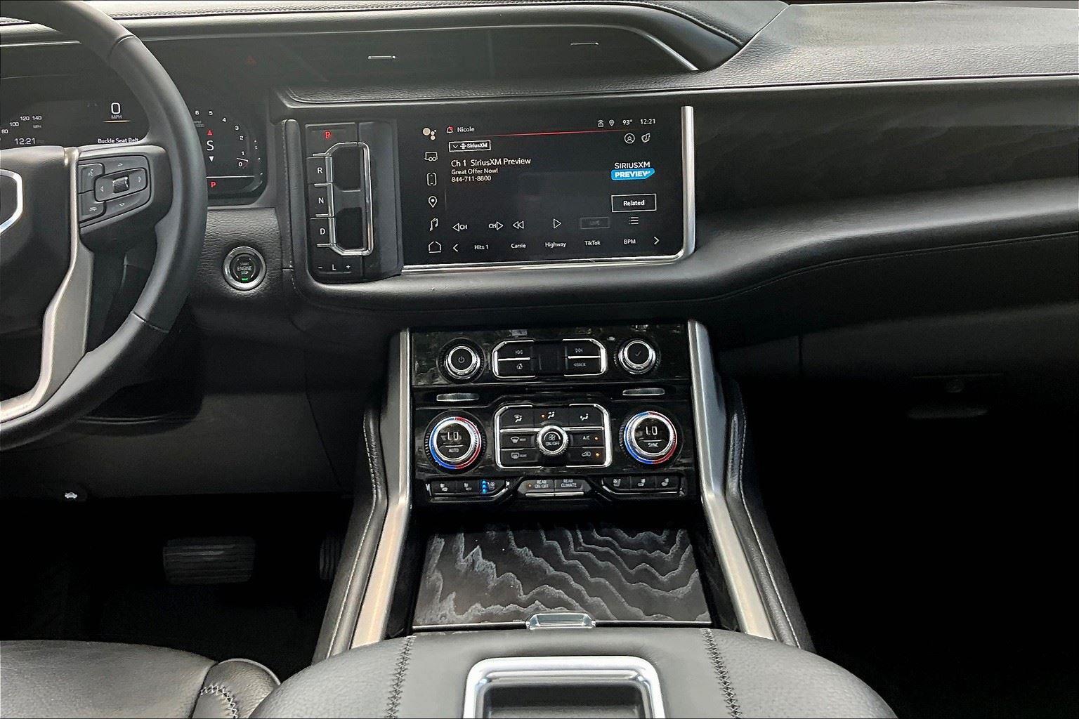 2022 Gmc Yukon XL SLT photo 35