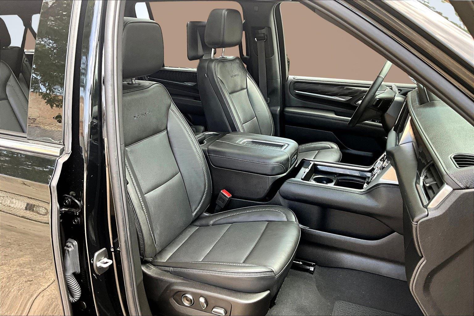 2022 Gmc Yukon XL SLT photo 36