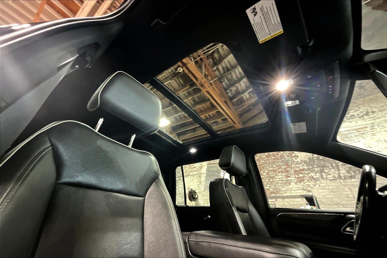 2022 Gmc Yukon XL SLT photo 20
