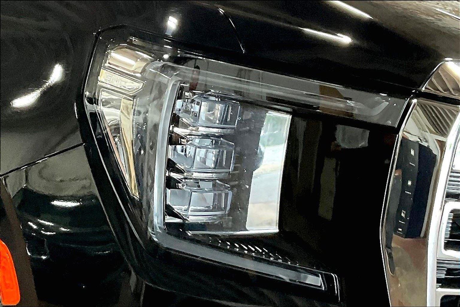 2022 Gmc Yukon XL SLT photo 26