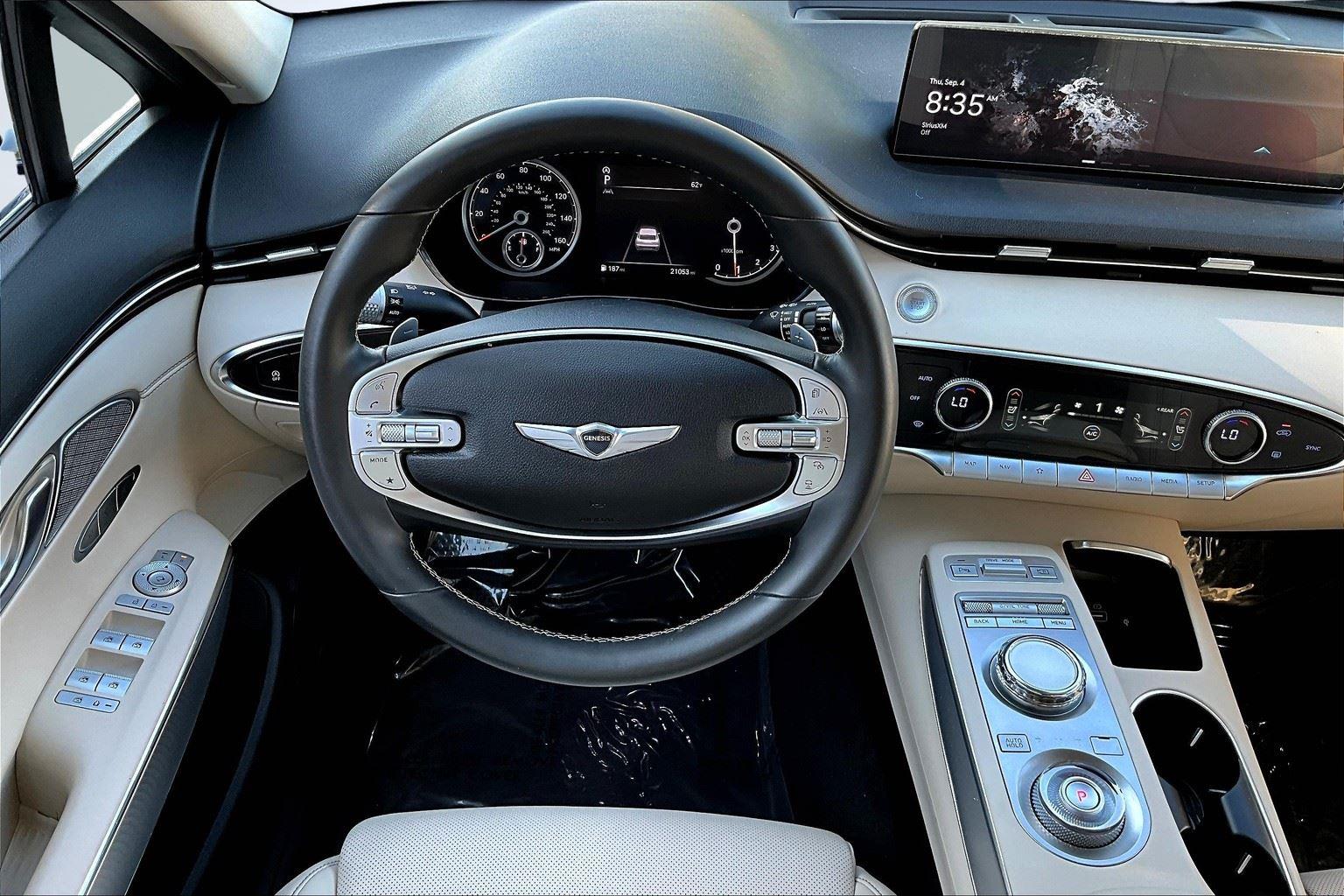 2022 Genesis GV70 2.5T photo 5