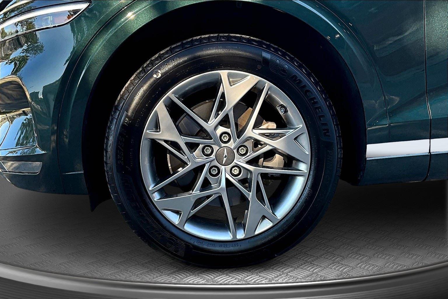 2022 Genesis GV70 2.5T photo 8