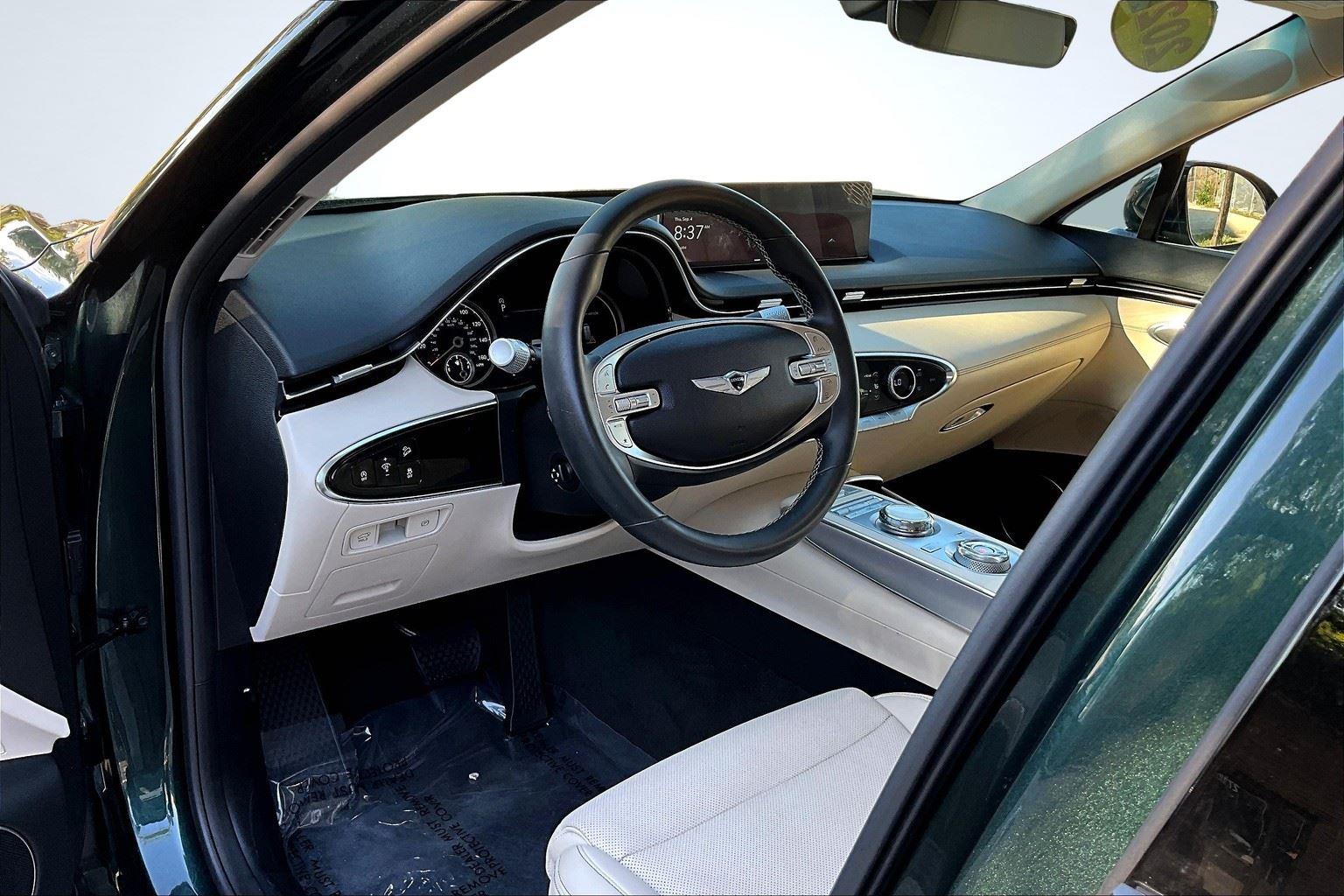 2022 Genesis GV70 2.5T photo 13