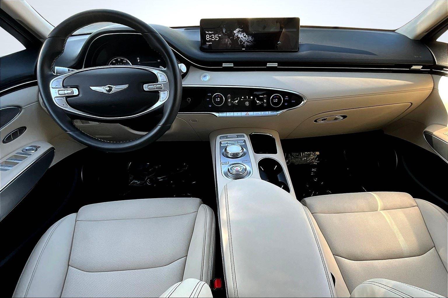 2022 Genesis GV70 2.5T photo 15