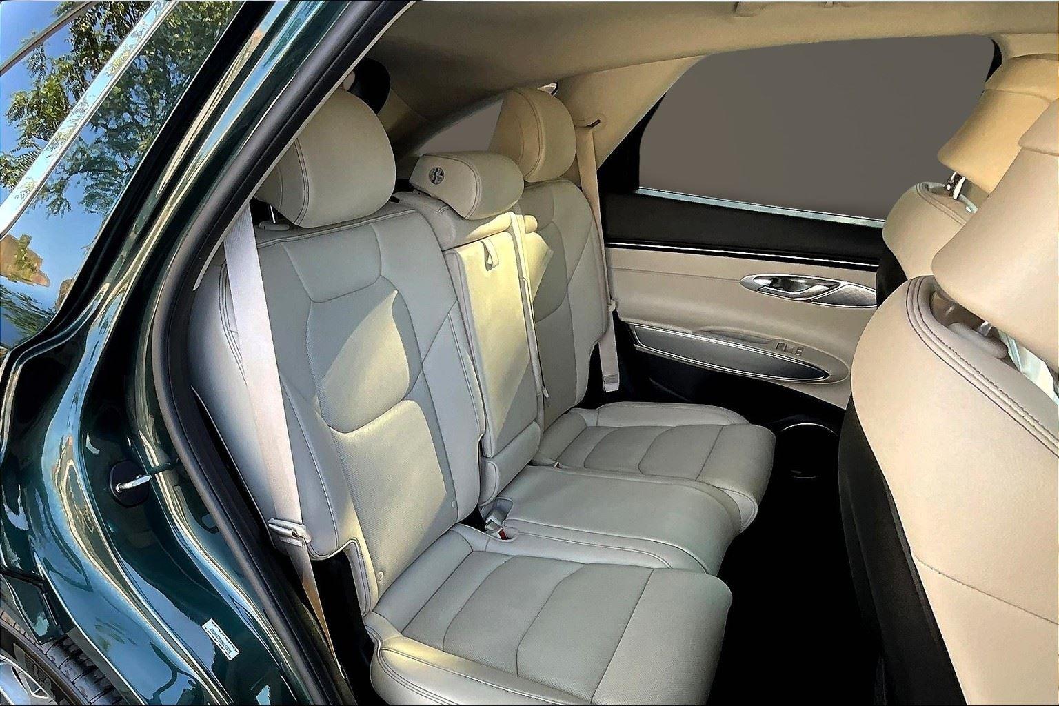 2022 Genesis GV70 2.5T photo 26