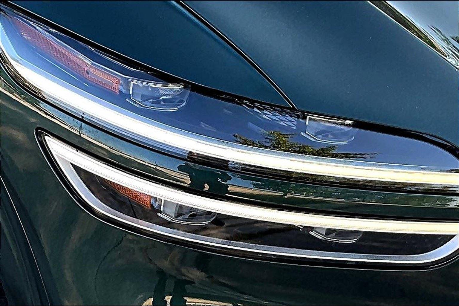 2022 Genesis GV70 2.5T photo 28