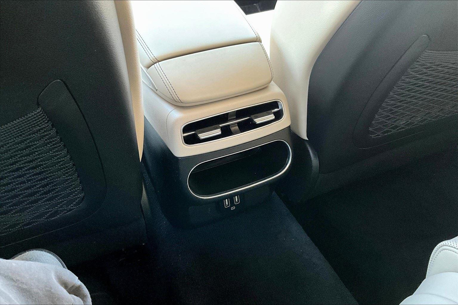 2022 Genesis GV70 2.5T photo 31
