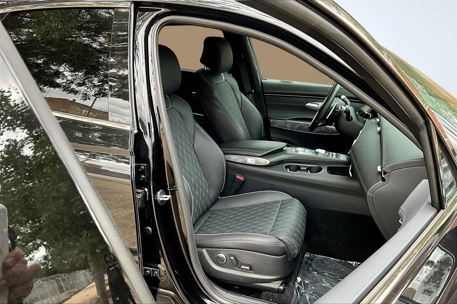 2022 Genesis GV70 2.5T photo 58