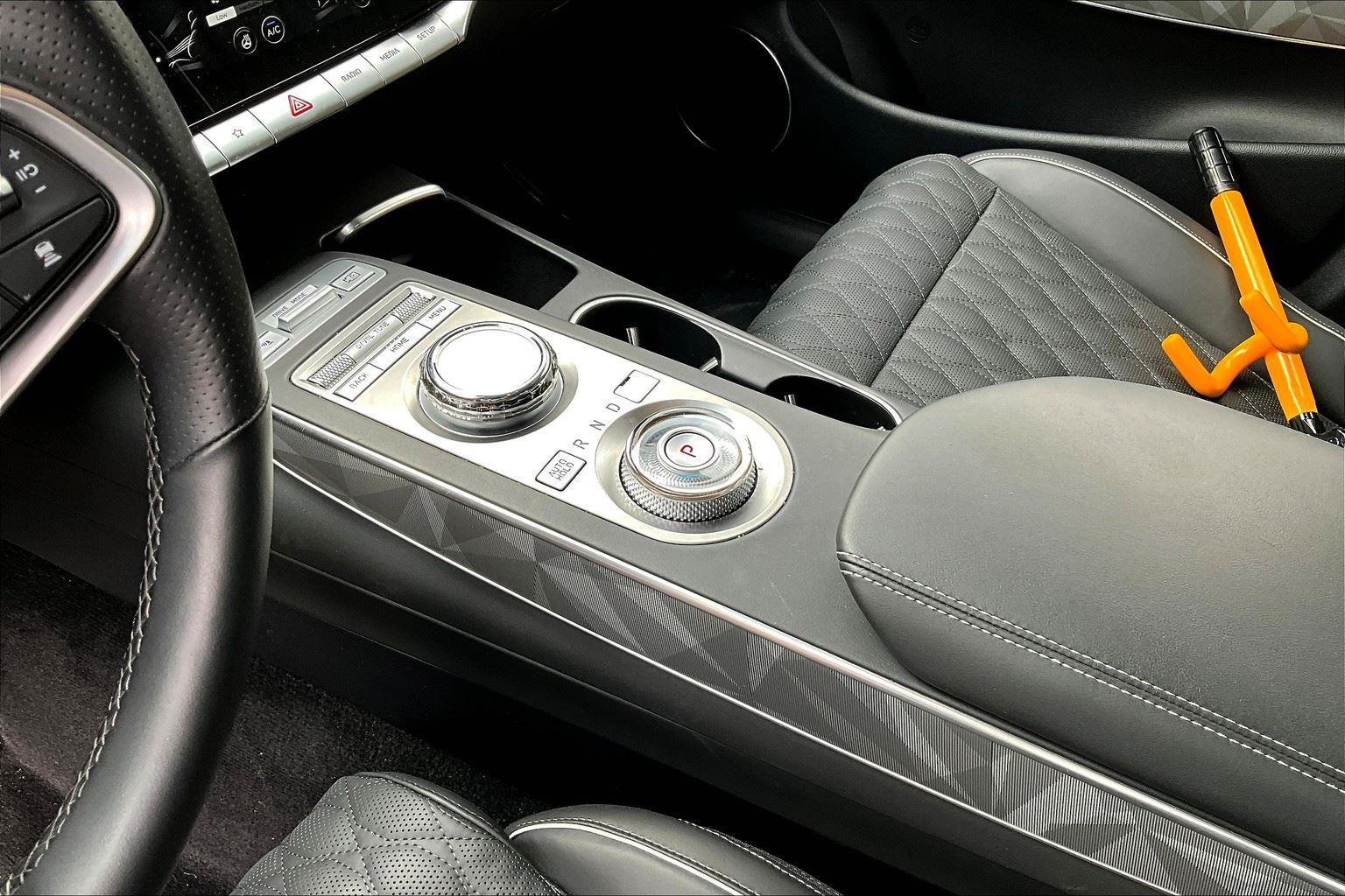 2025 Genesis GV70 3.5T Sport photo 15