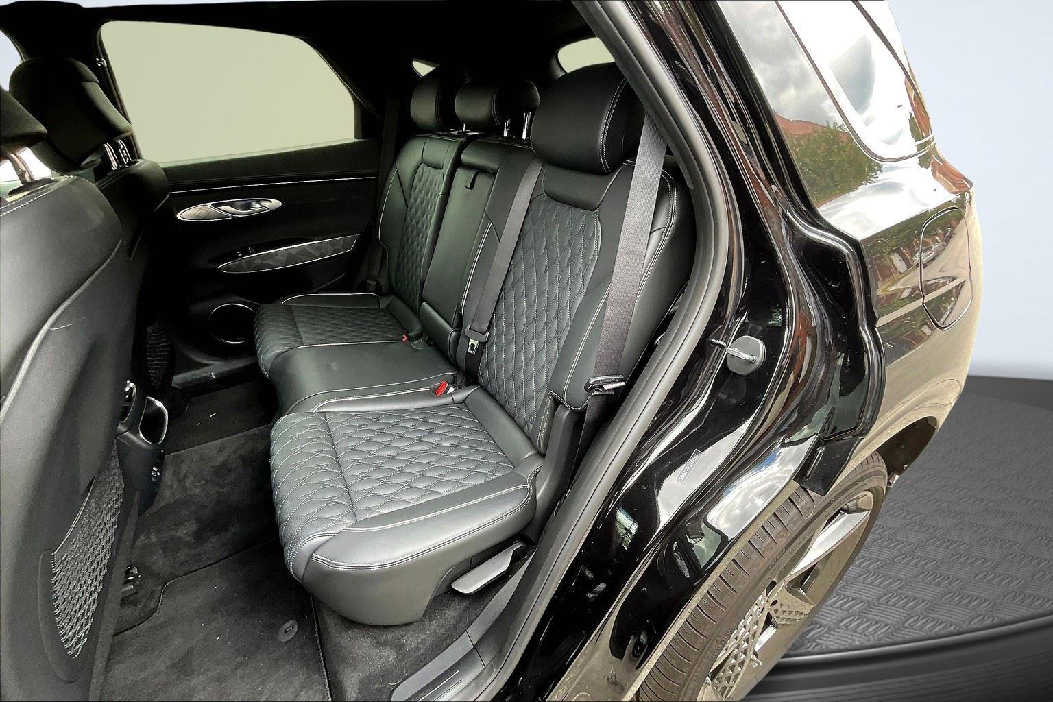 2025 Genesis GV70 3.5T Sport photo 25