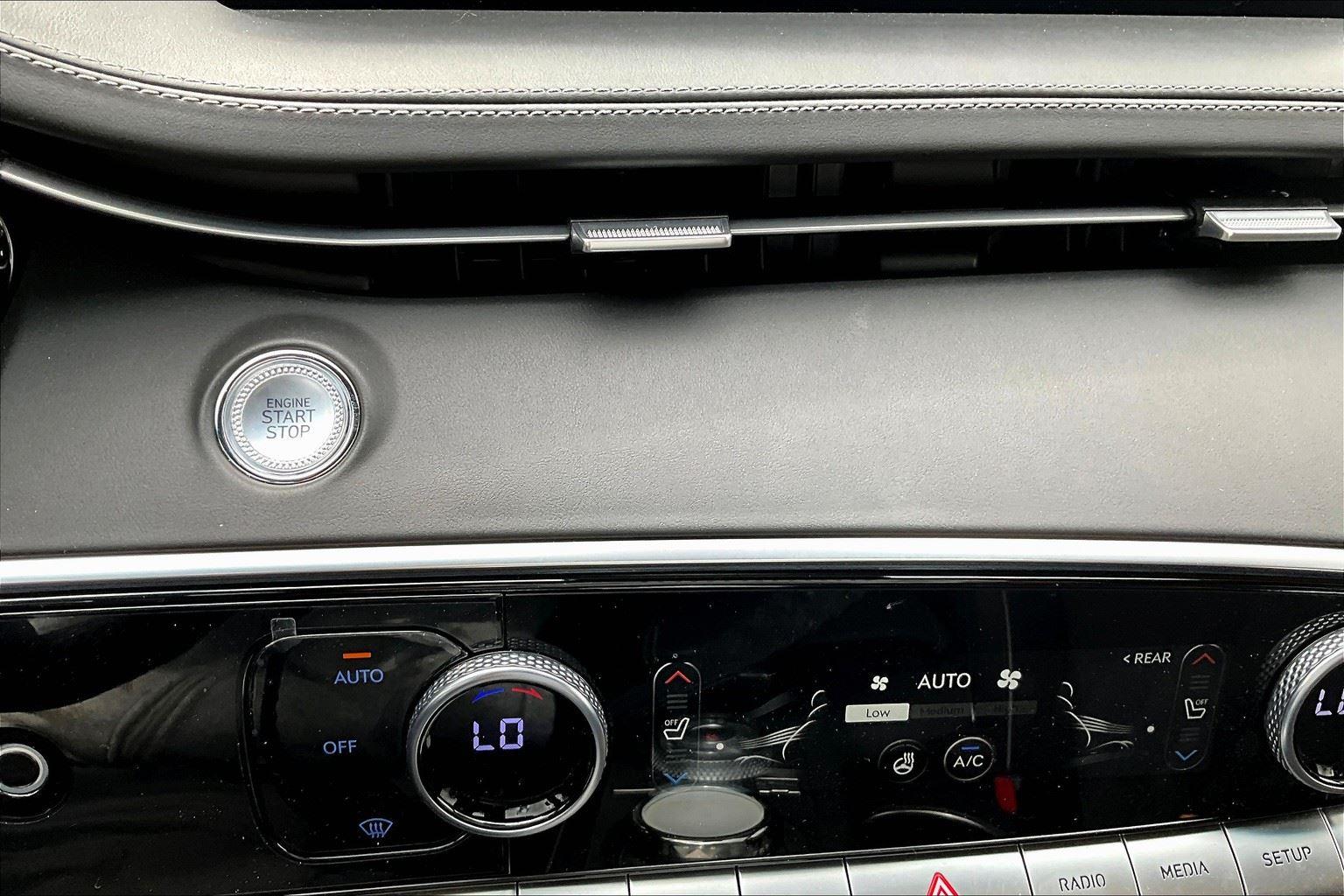 2025 Genesis GV70 3.5T Sport photo 30