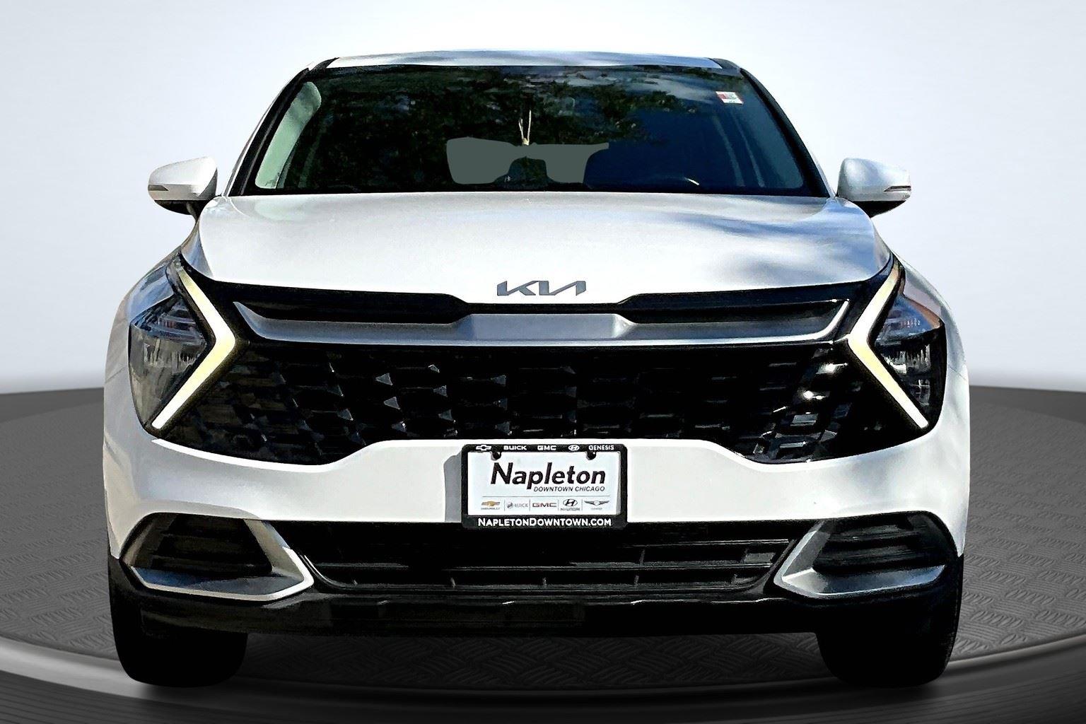 2023 Kia Sportage EX photo 3