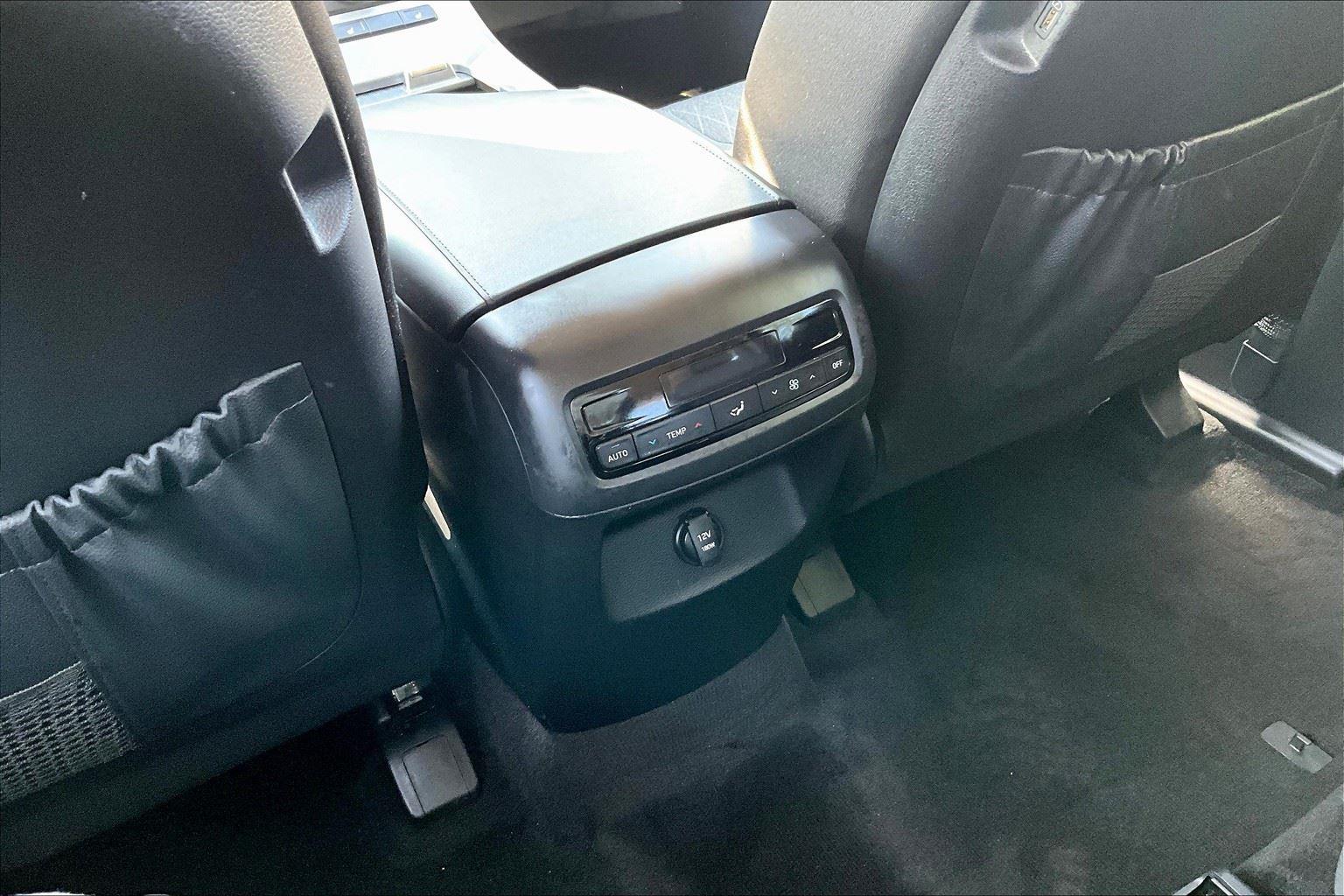 2020 Hyundai Palisade SEL photo 32