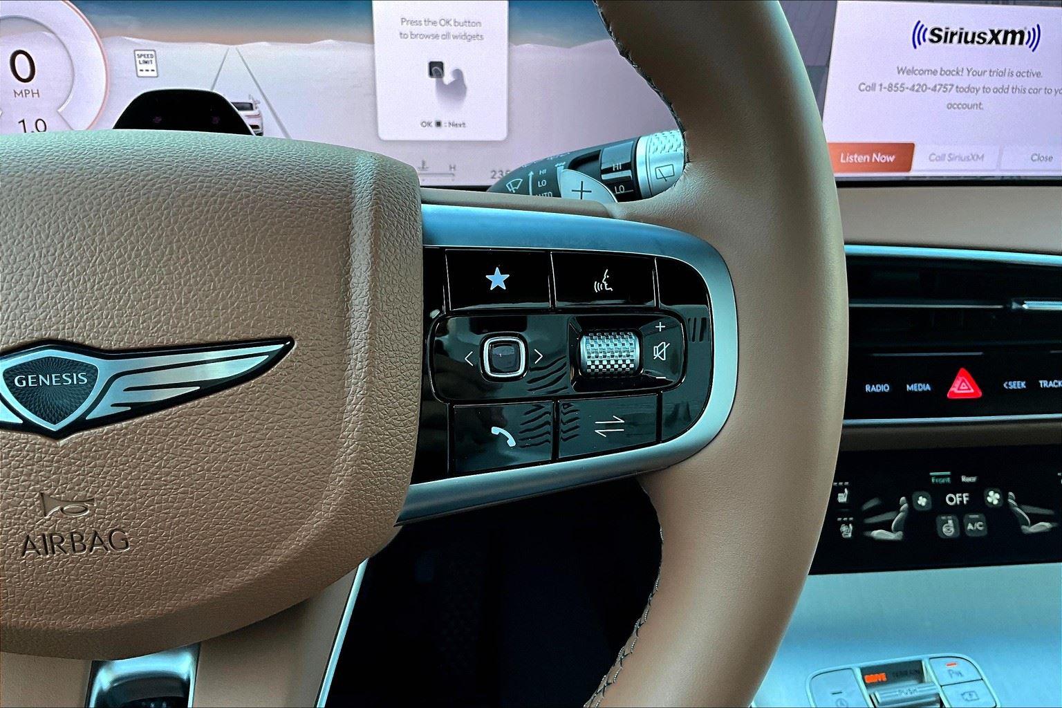 2026 Genesis GV70 2.5T Advanced photo 17