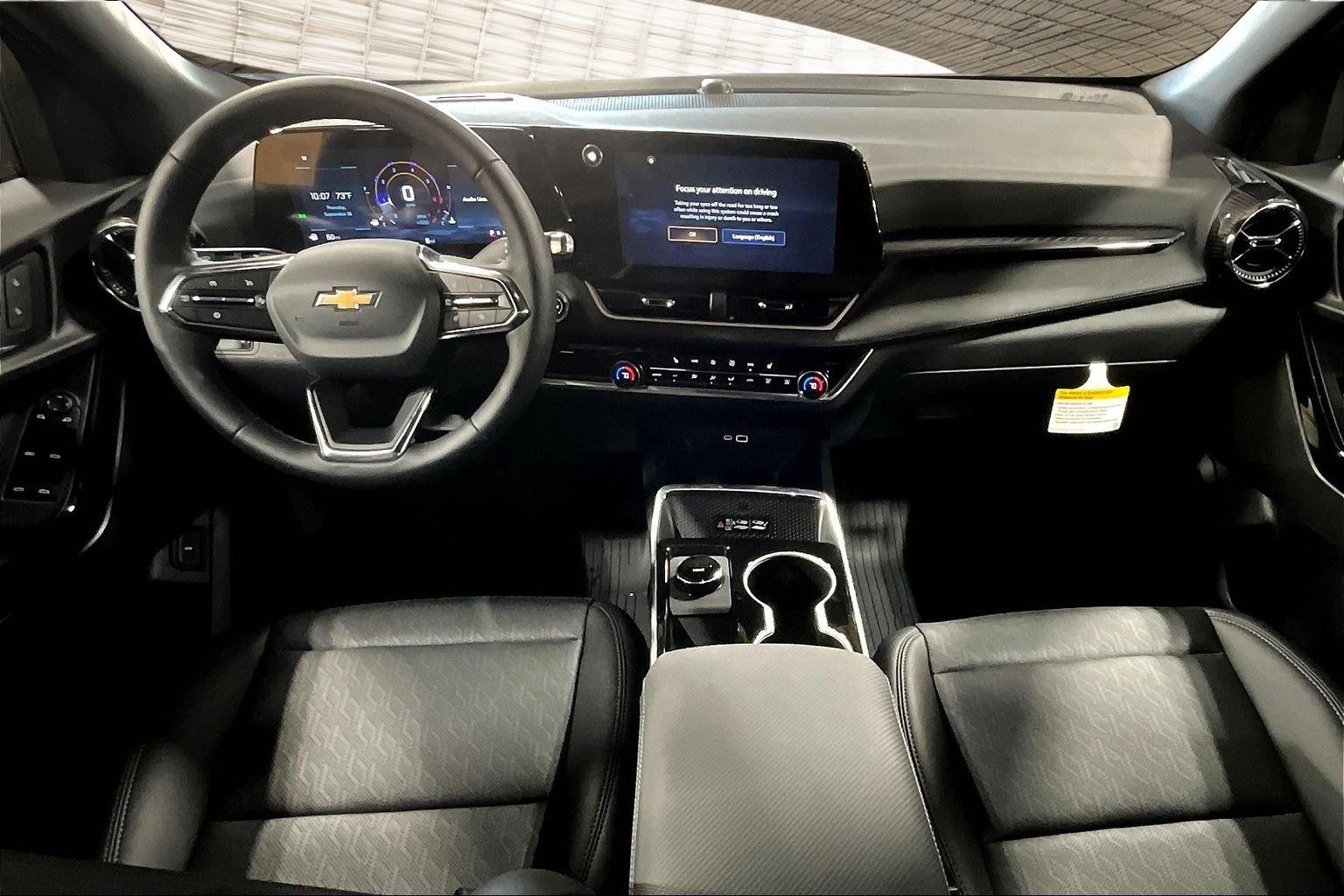 2026 Chevrolet Equinox LT photo 5