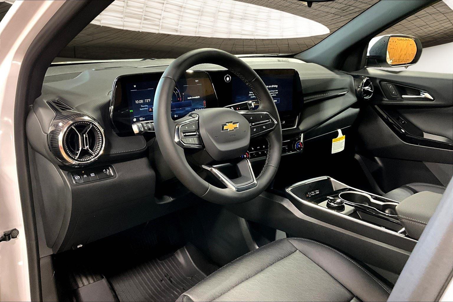 2026 Chevrolet Equinox LT photo 6
