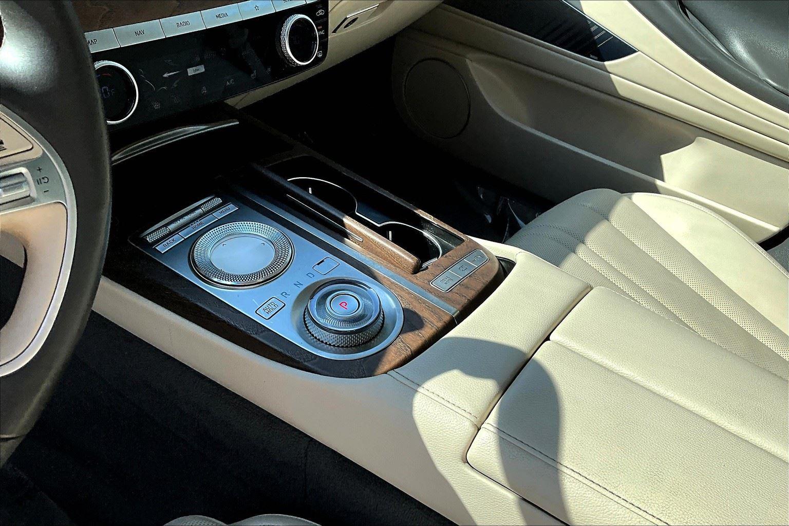 2022 Genesis G80 2.5T photo 14