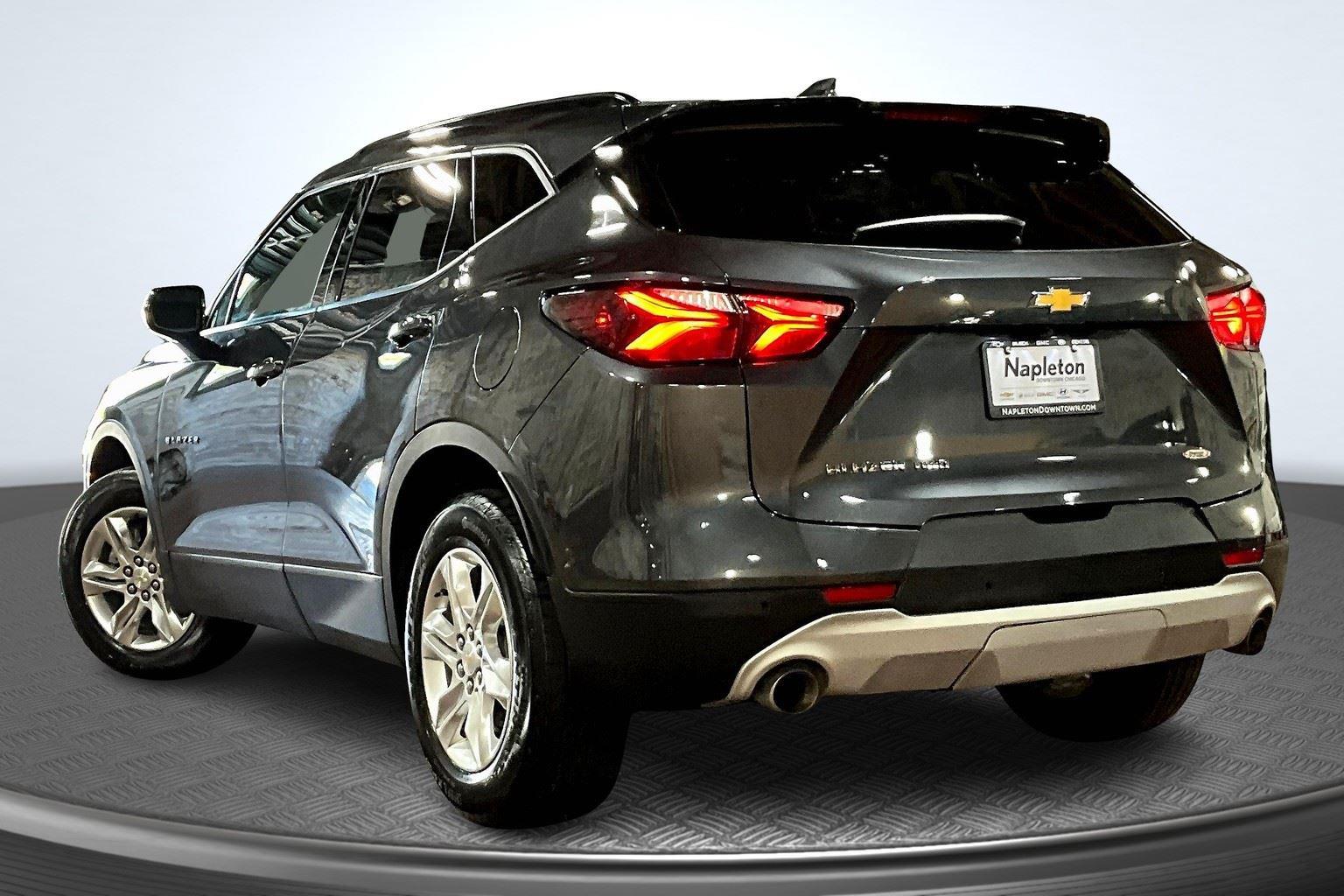 2022 Chevrolet Blazer 2LT photo 2